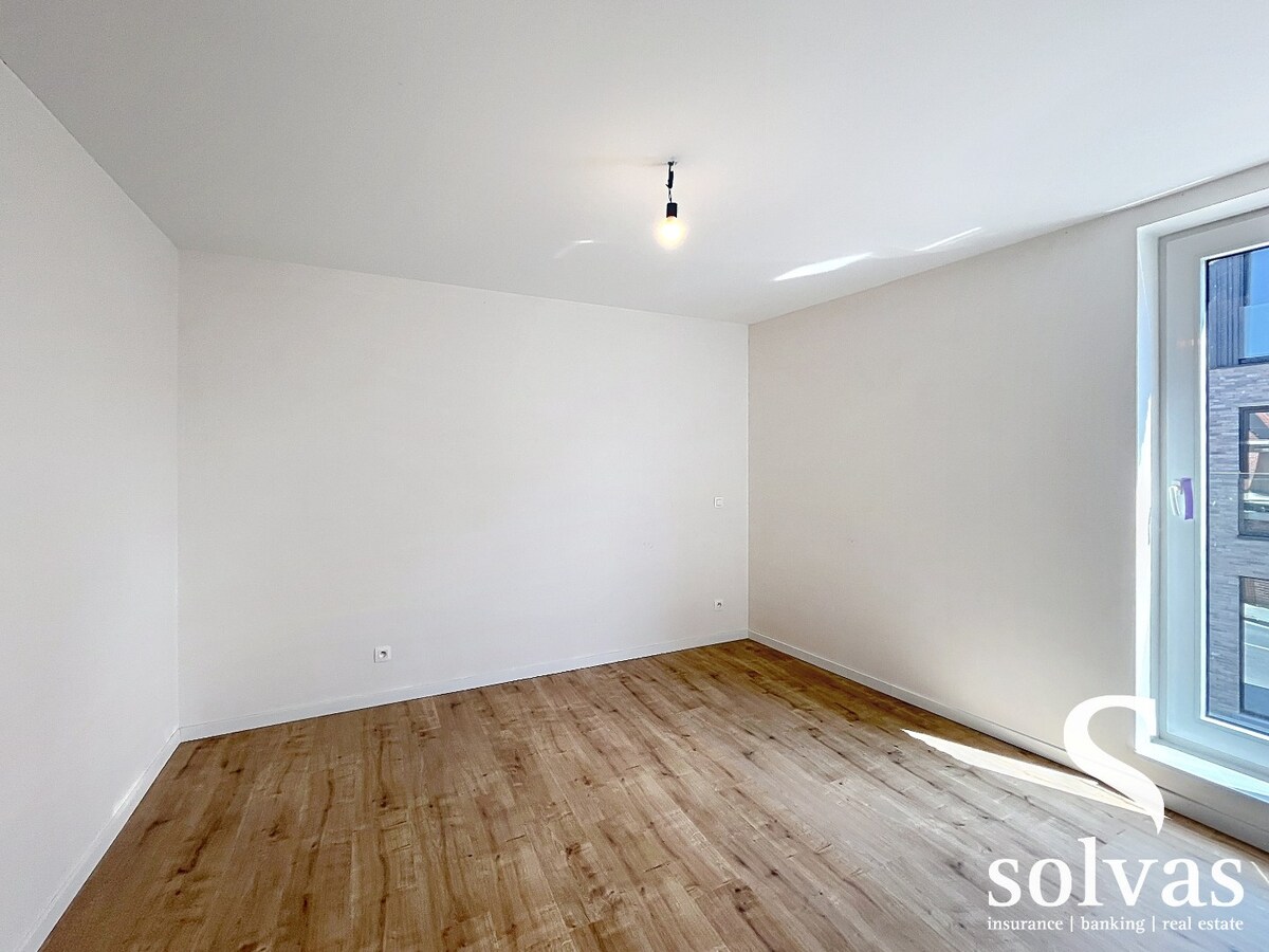 Nieuwbouwwonining met 4 slaapkamers in hartje Aalter op toplocatie. 