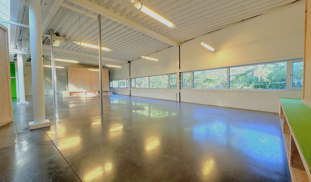 Kantoren te huur aan Kortrijksestw in Sint-Denijs-Westrem 