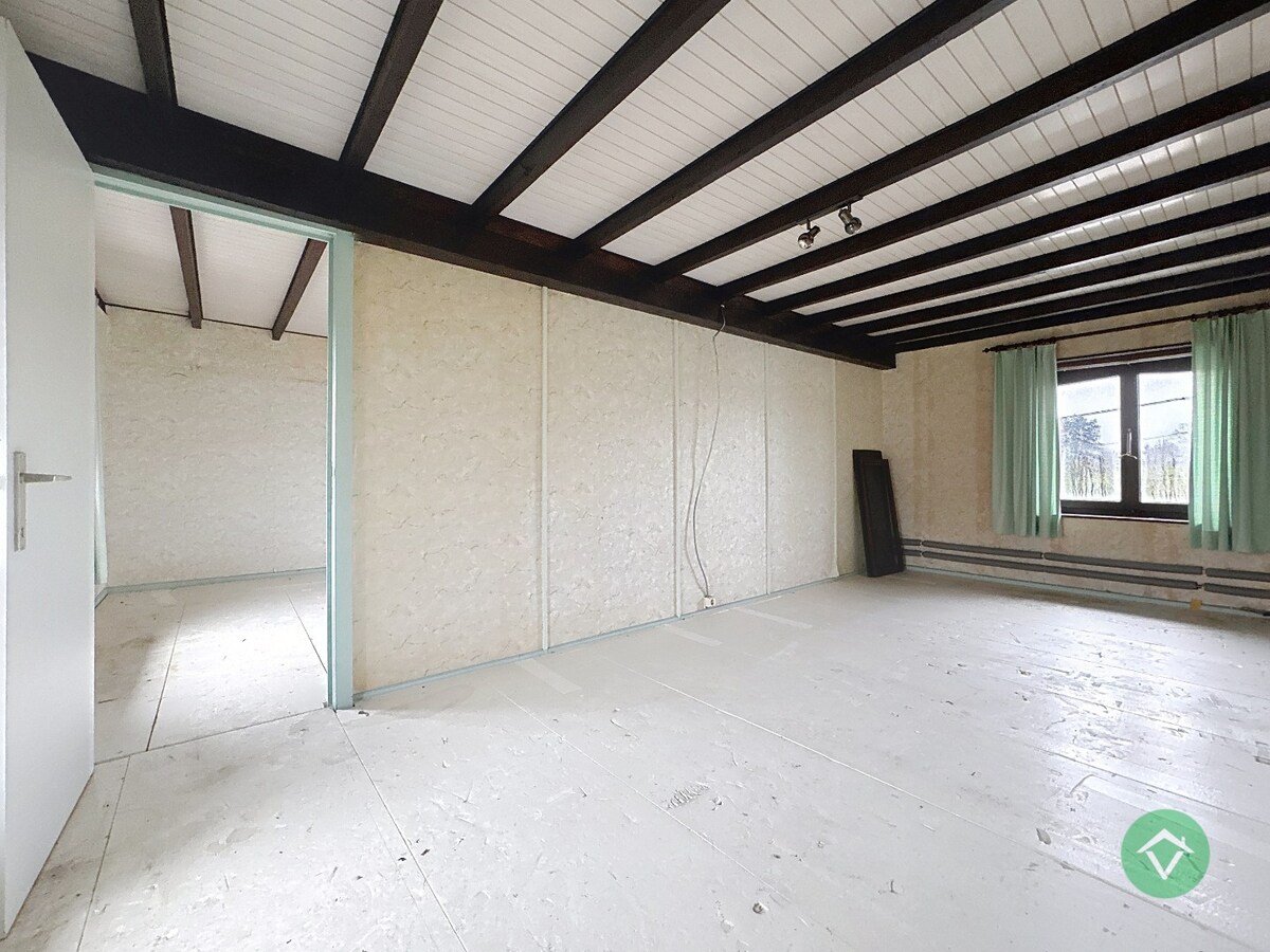 Alleenstaande woning met 4 slaapkamers te Koekelare 