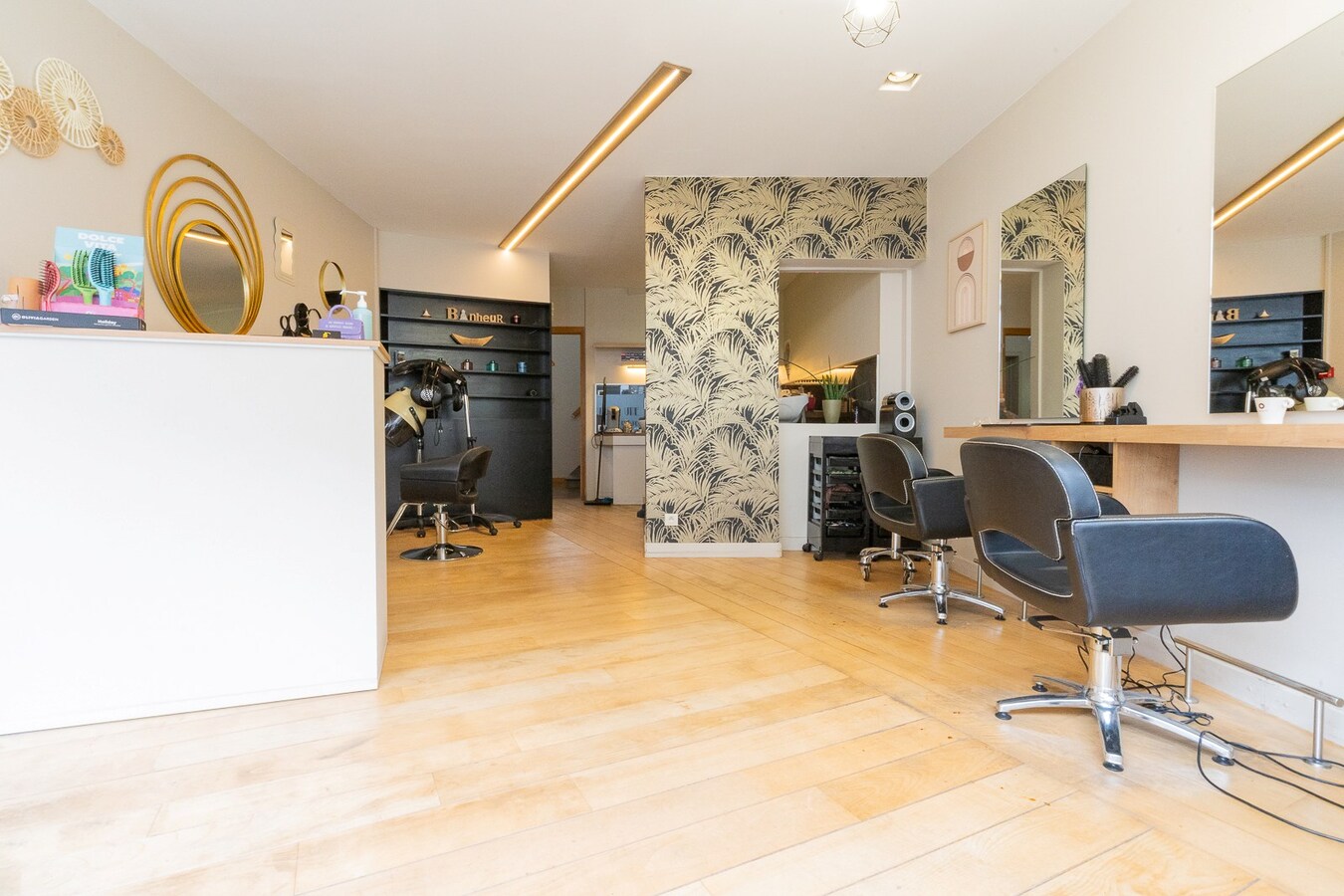 Surface commerciale en plein centre-ville, dans une rue passante ! 