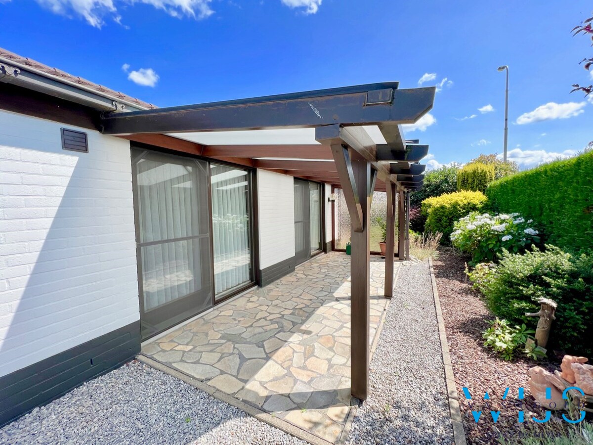 Enorm goed gelegen bungalow op 668 m² te Ertvelde ! 