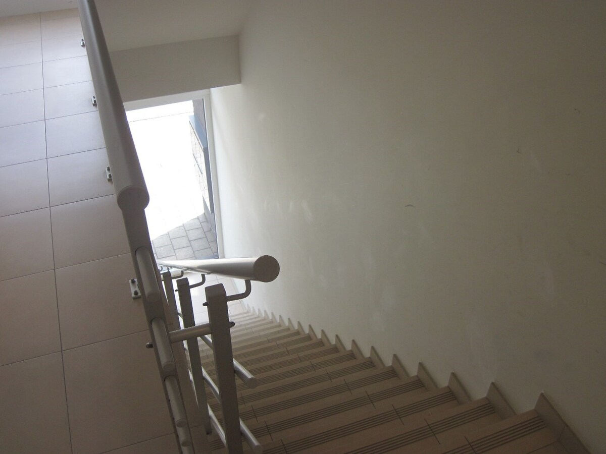 Ruim appartement met 2 terrassen. 