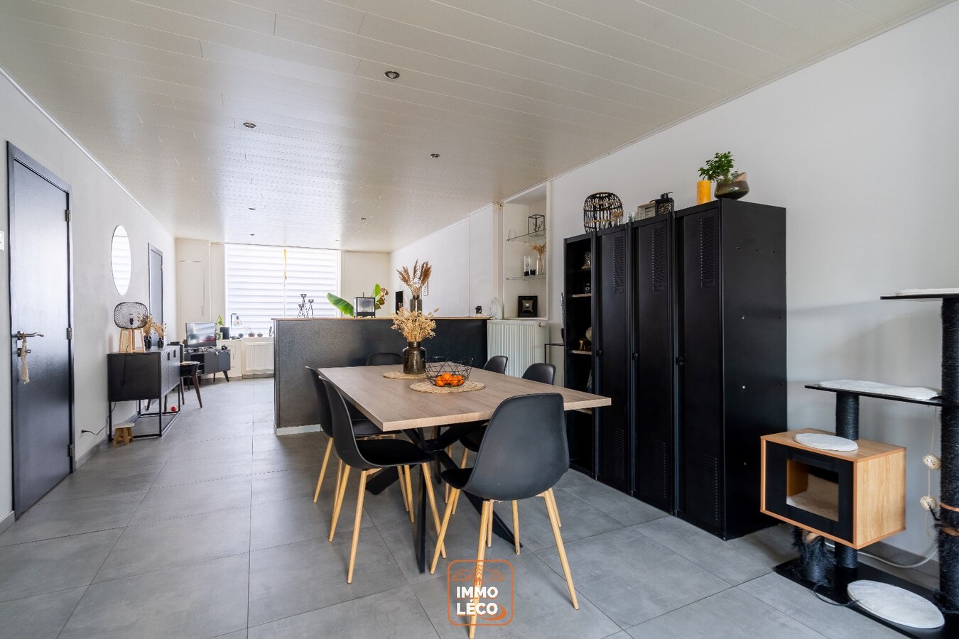 Splendide maison rénovée avec 2 chambres et extérieur 