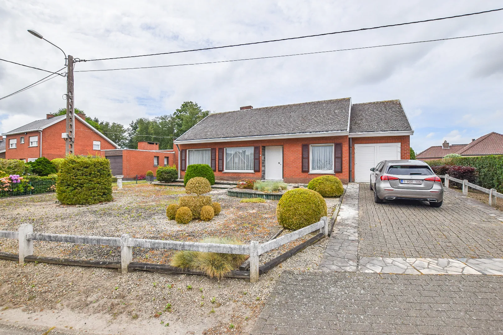 Ruime woning op 792 m² met enorm veel potentieel!