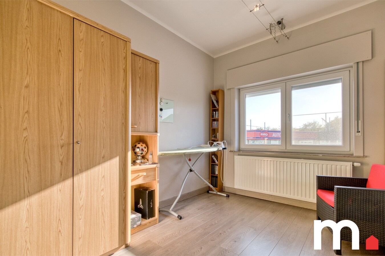 Centraal gelegen, instapklare woning met praktijkruimte én EPC B  te Kortrijk ! 