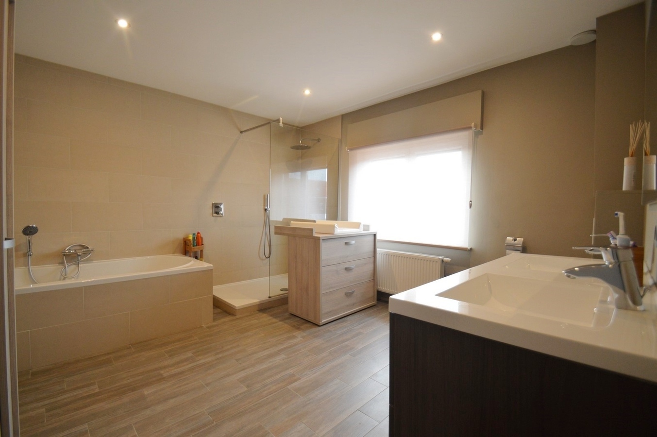 Knap gerenoveerde gezinswoning met tuin - Zeebrugge 