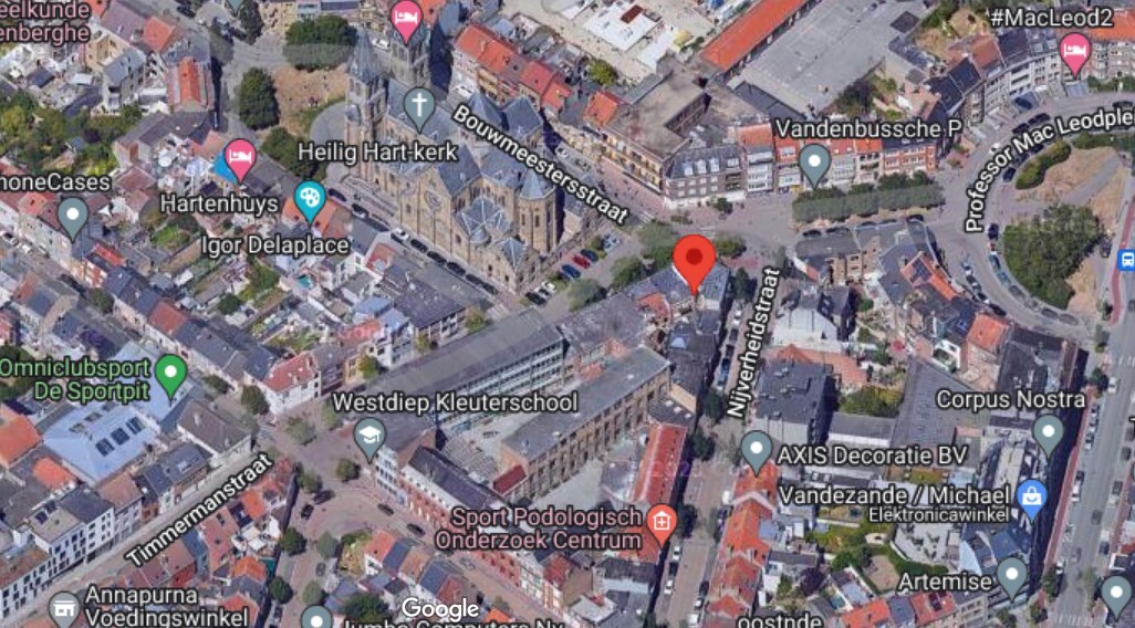 Opbrengstpand bestaande uit 3 verhuurde appartementen, gelegen aan H.Hart-Kerk 