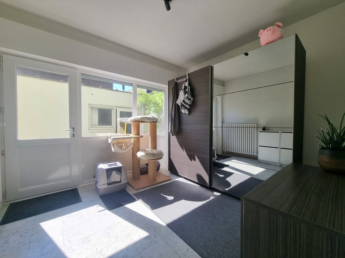 Hoekappartement met tuin en garage - Heist 