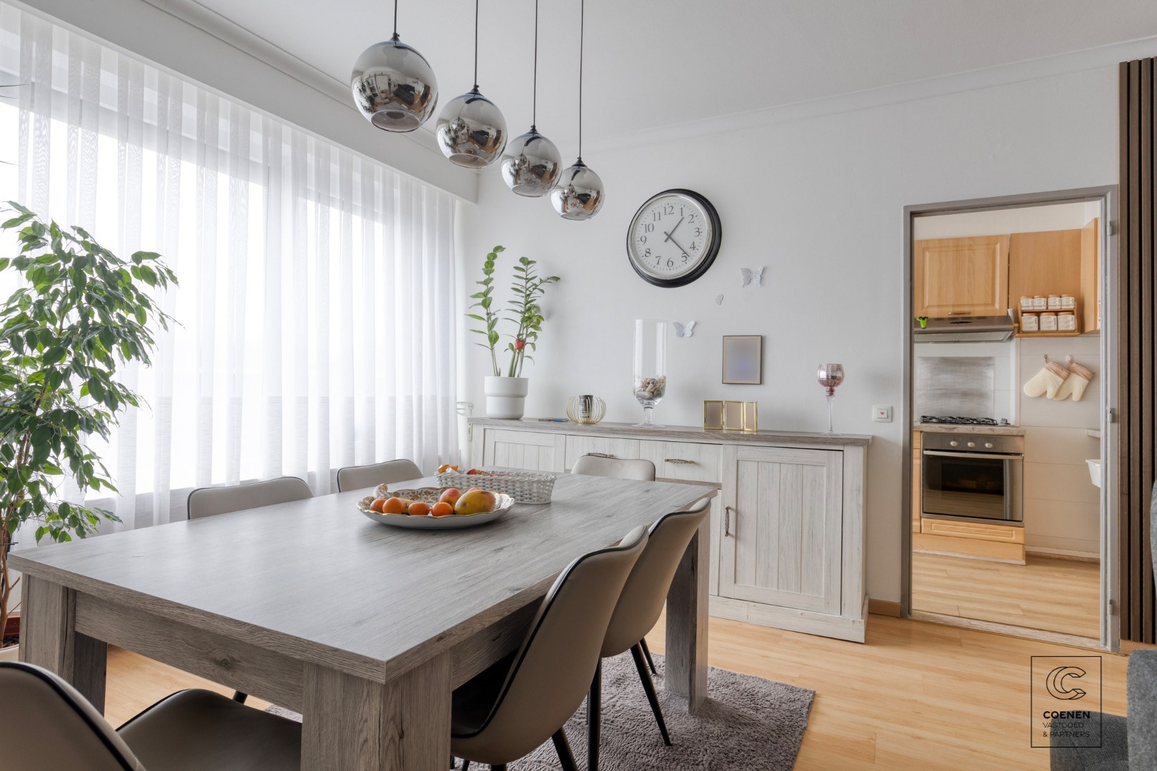 Instapklaar appartement van 88 m² met twee slaapkamers gelegen te Deurne! 