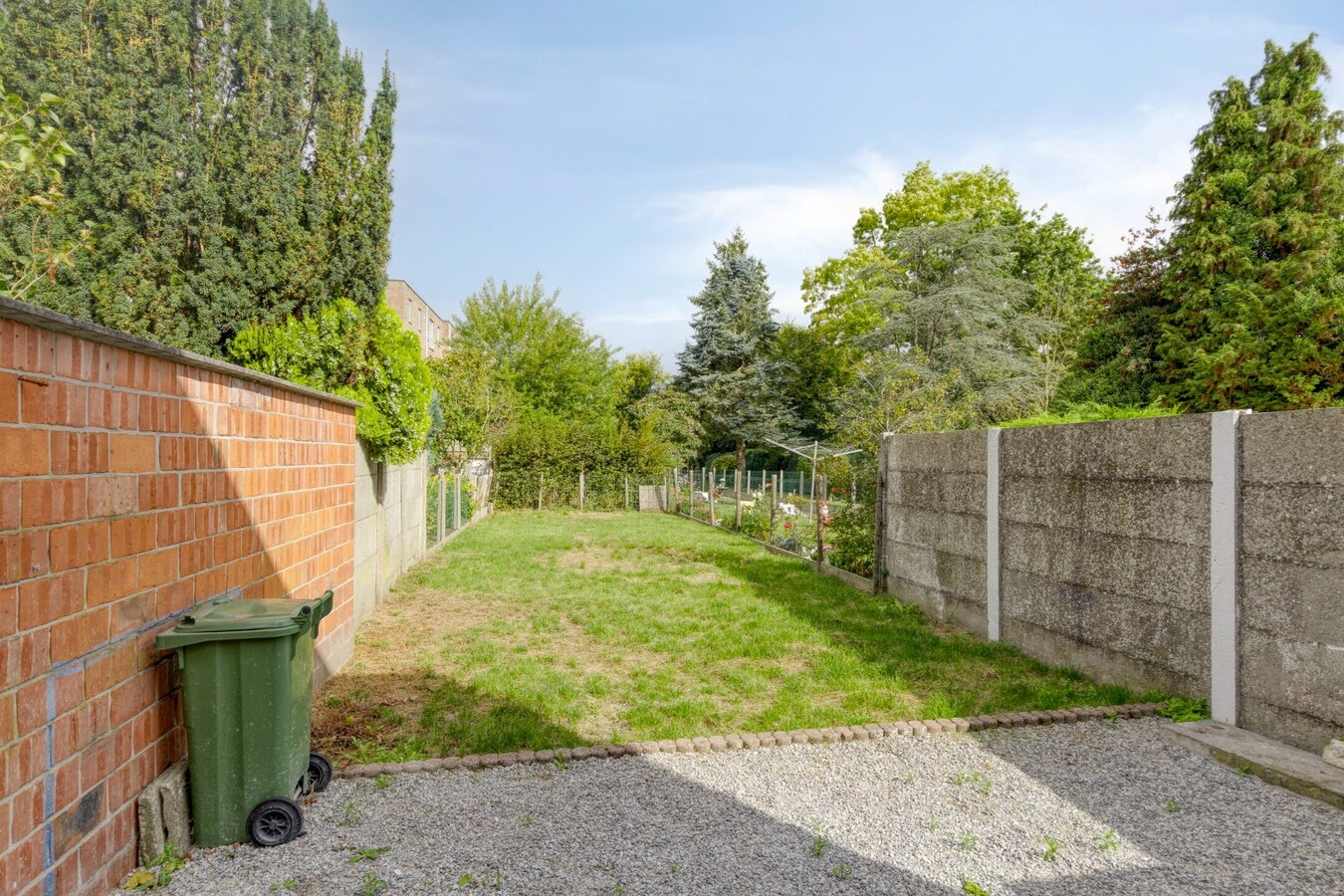 Gerenoveerd herenhuis met 4 slaapkamers en tuin in Tienen 