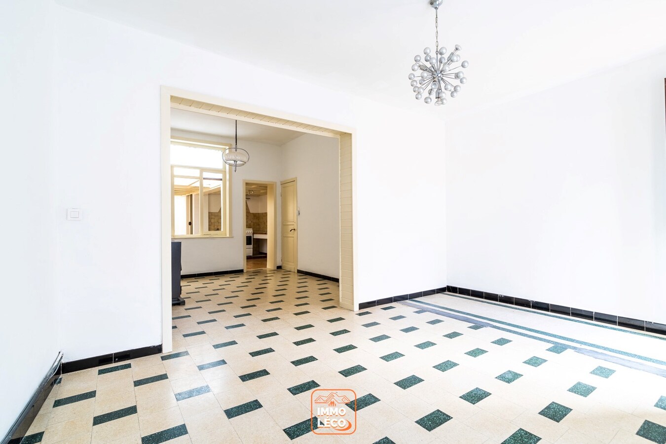 Maison avec grand jardin, idéale 1er achat ou investissement ! 