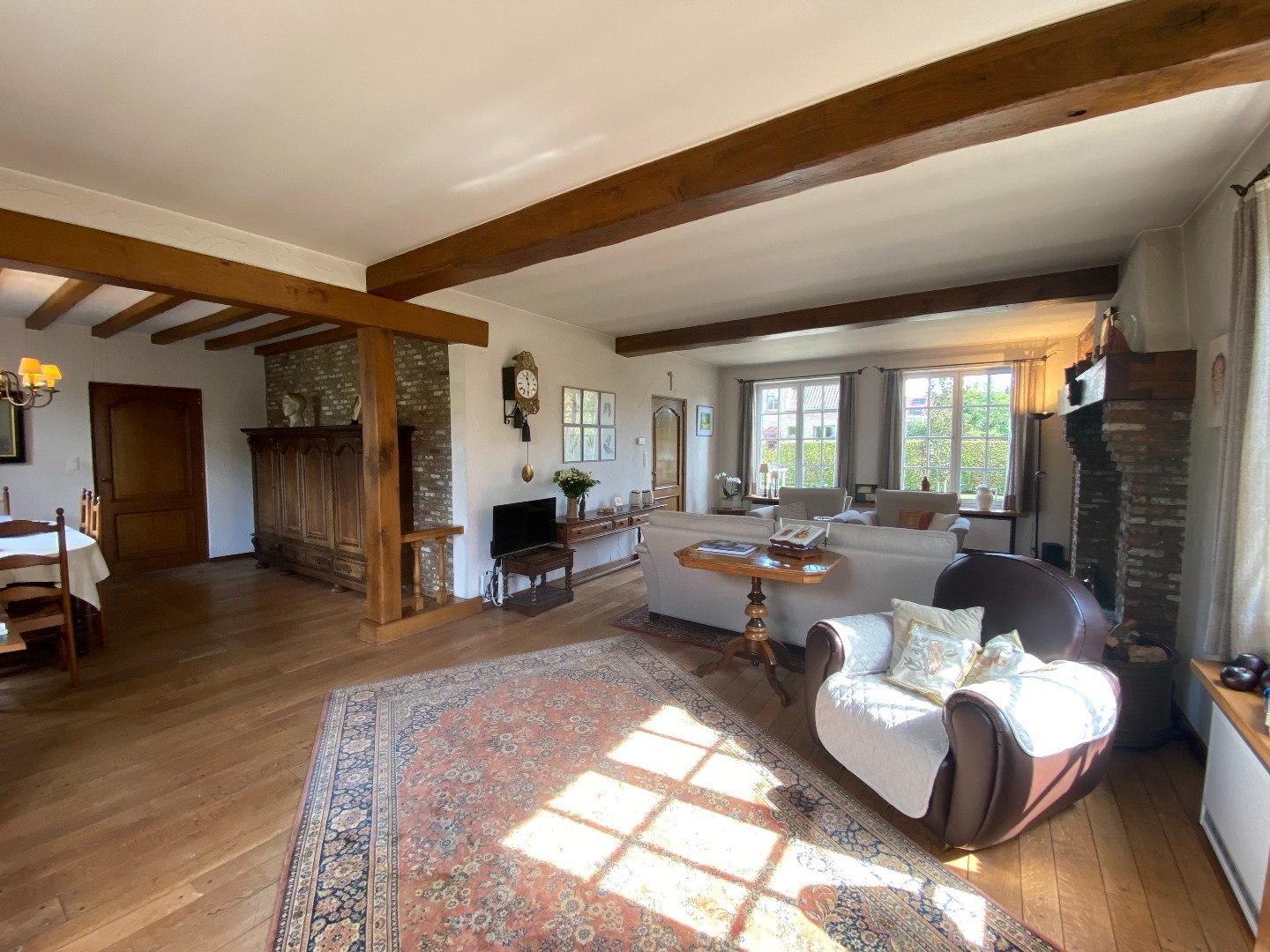 Charmante landelijke villa op een toplocatie in Waregem! 