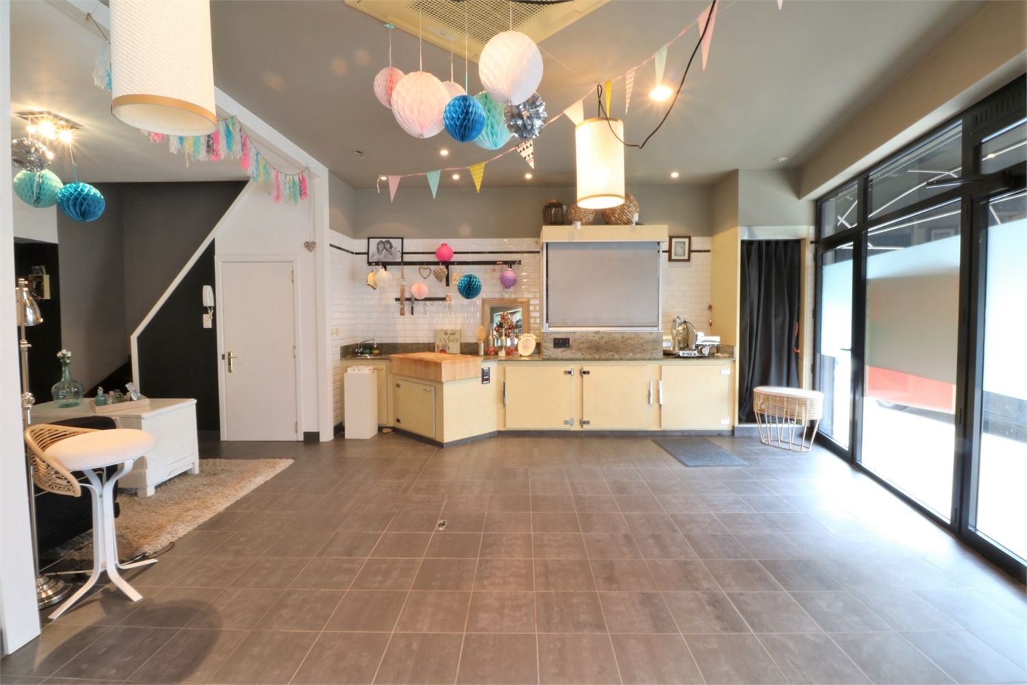 Prachtig handelspand met woonst in hartje Sint-Niklaas 