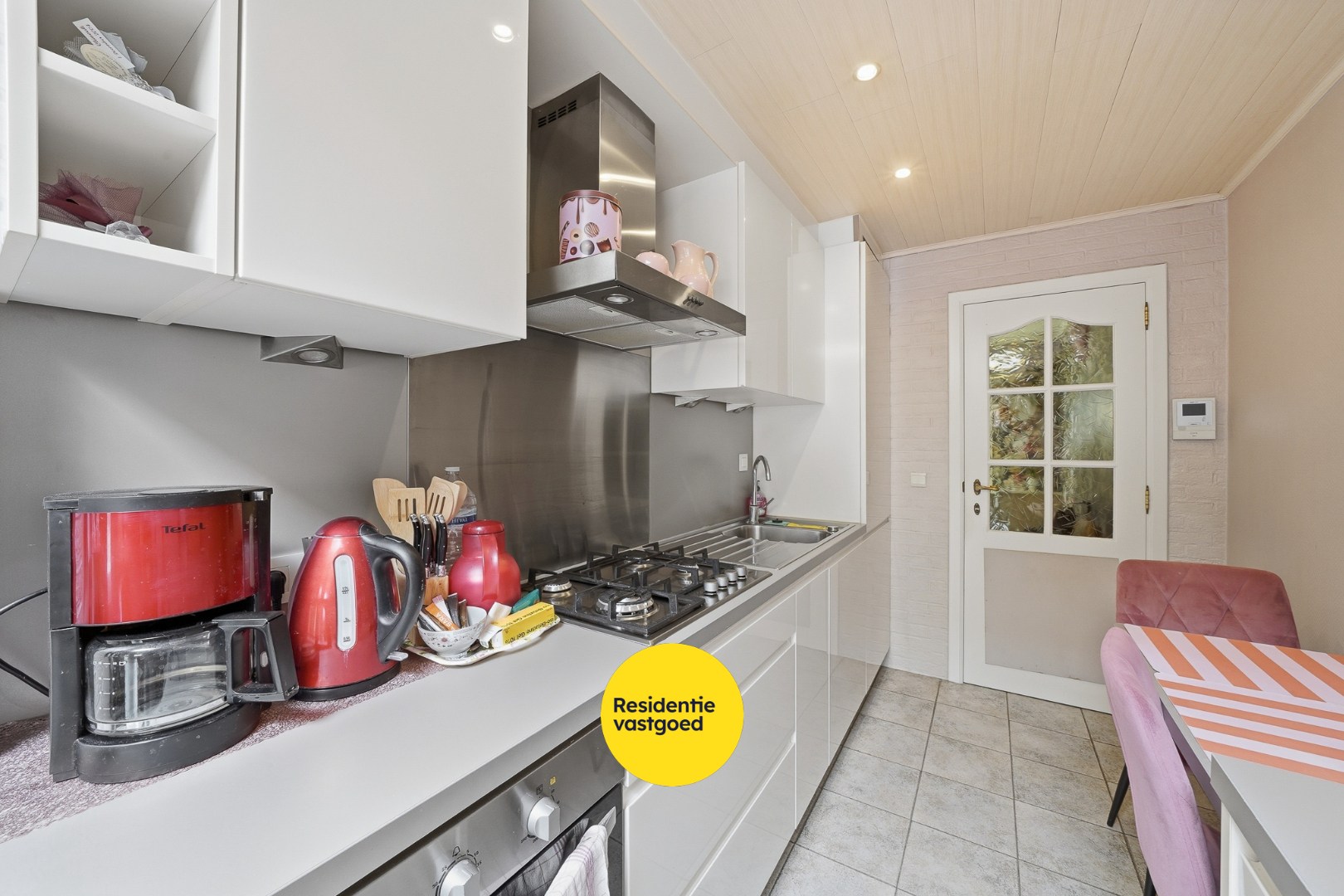 Verzorgde woning met garage op centrale ligging te Roeselare 