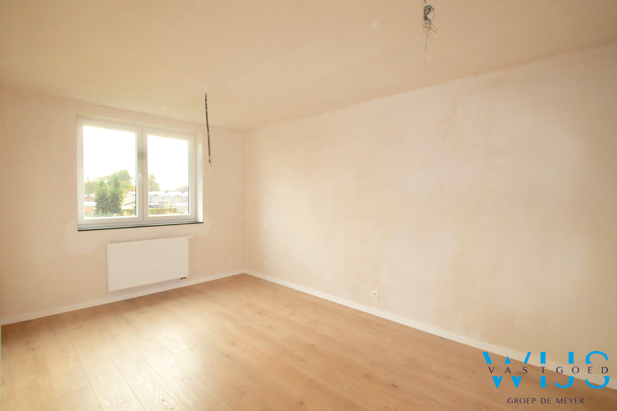 Tijdloze nieuwbouw met 4 slaapkamers te ERTVELDE ! 