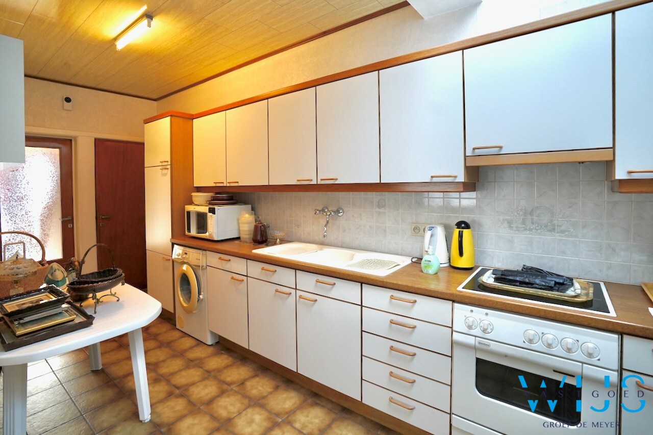 Te renoveren halfopen bebouwing op mooie ligging in Assenede ! 