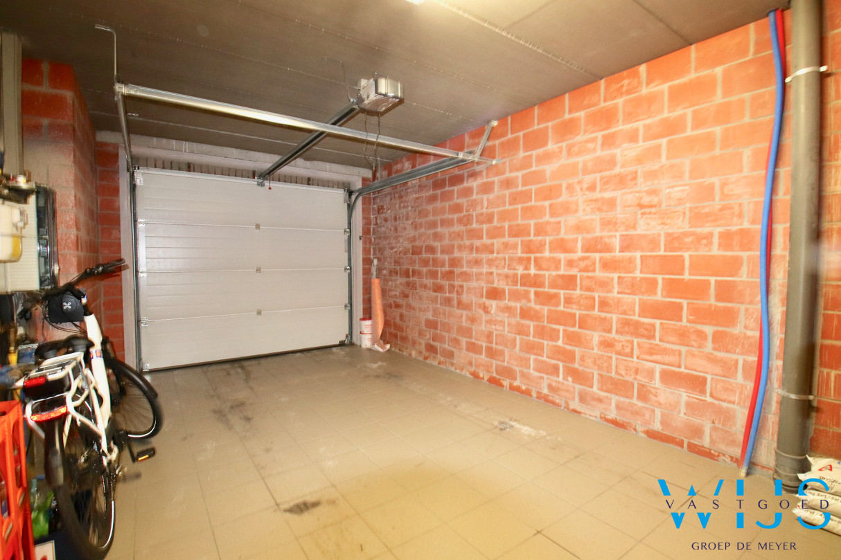 Prachtig woonhuis met 5 slaapkamers &amp; tuin te SLEIDINGE! 