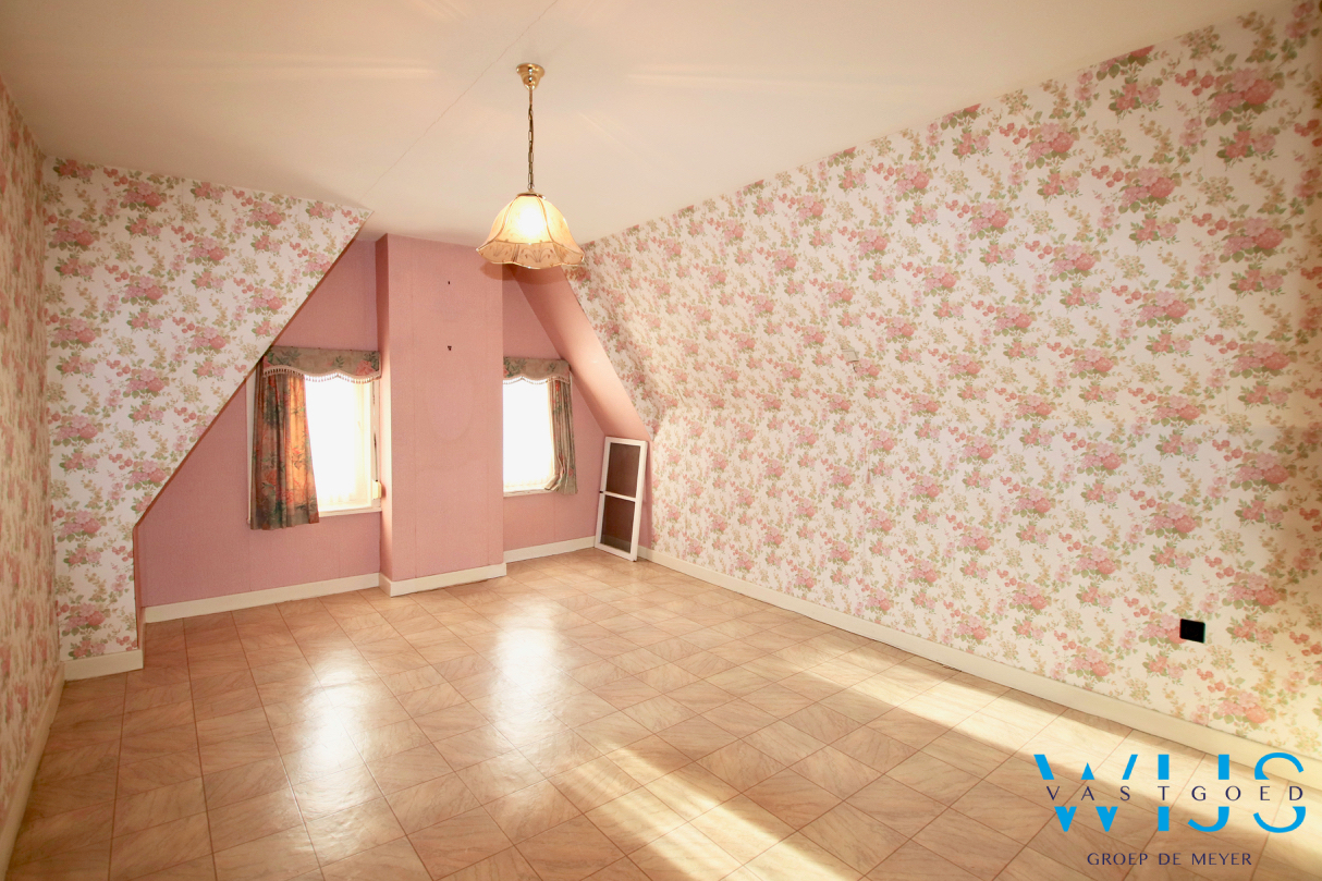 Karaktervol alleenstaand woonhuis te SLEIDINGE! 