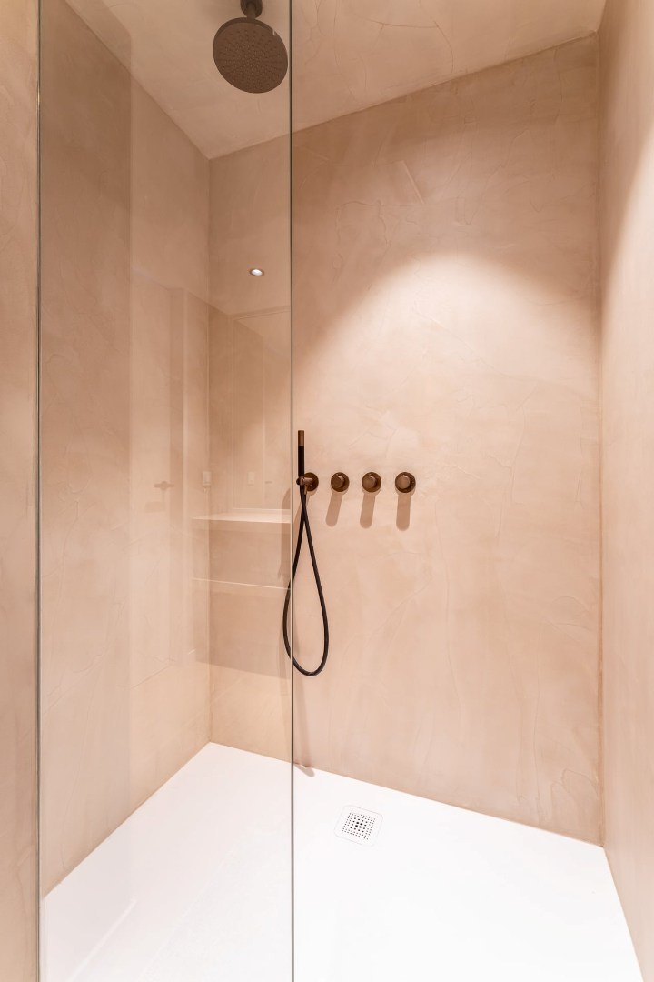 APPARTEMENT HAUT DE GAMME DE 2 CHAMBRES AVEC TERRASSE ET VUE SUR MER 