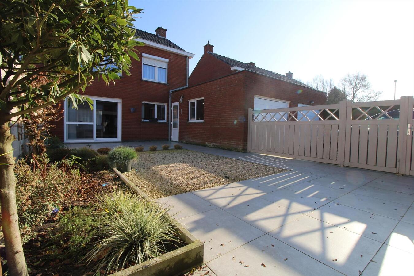 HOB woning met 3 slaapkamers, garage en terras tuin 