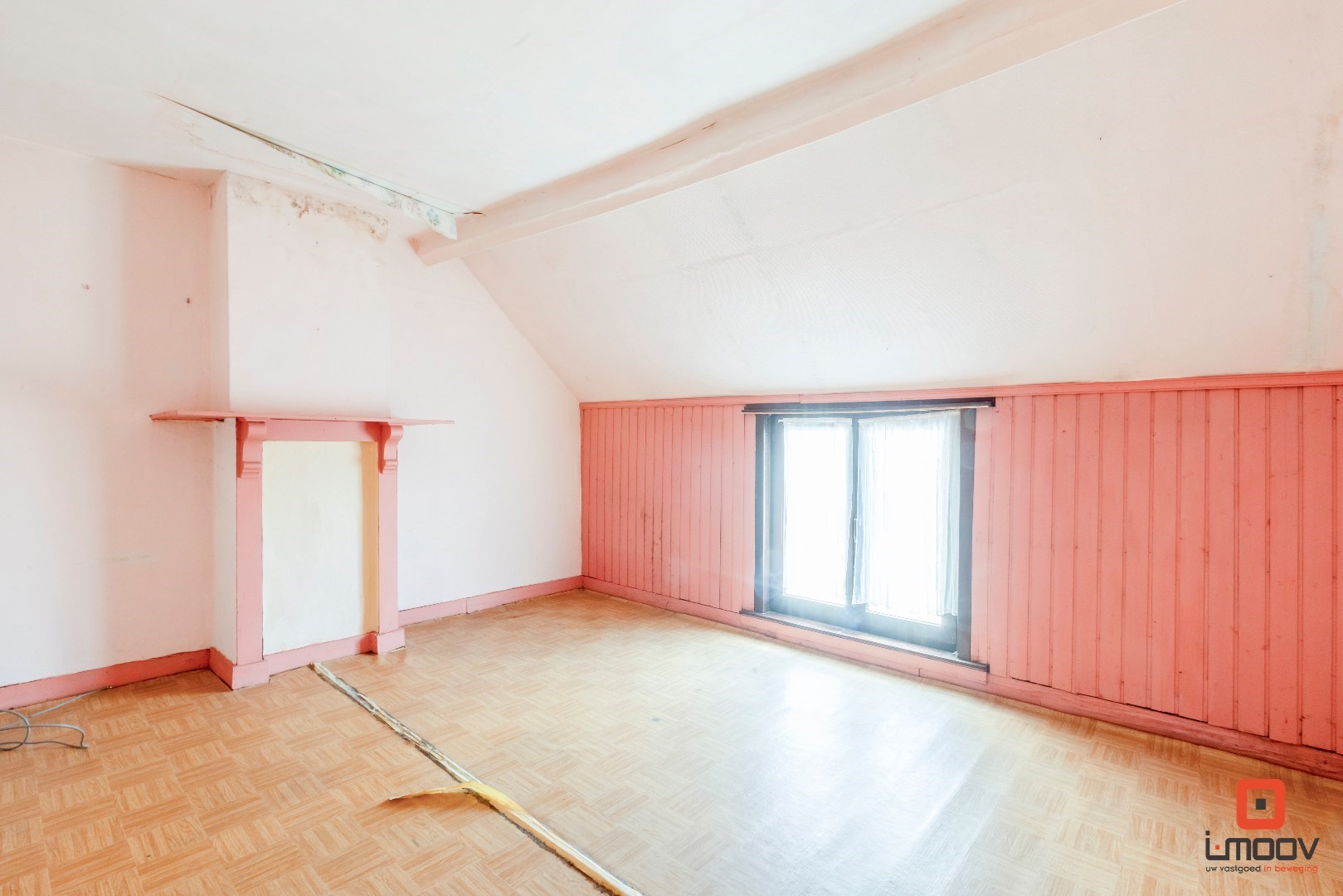 Ruime woning met 4 slaapkamers en tuin 