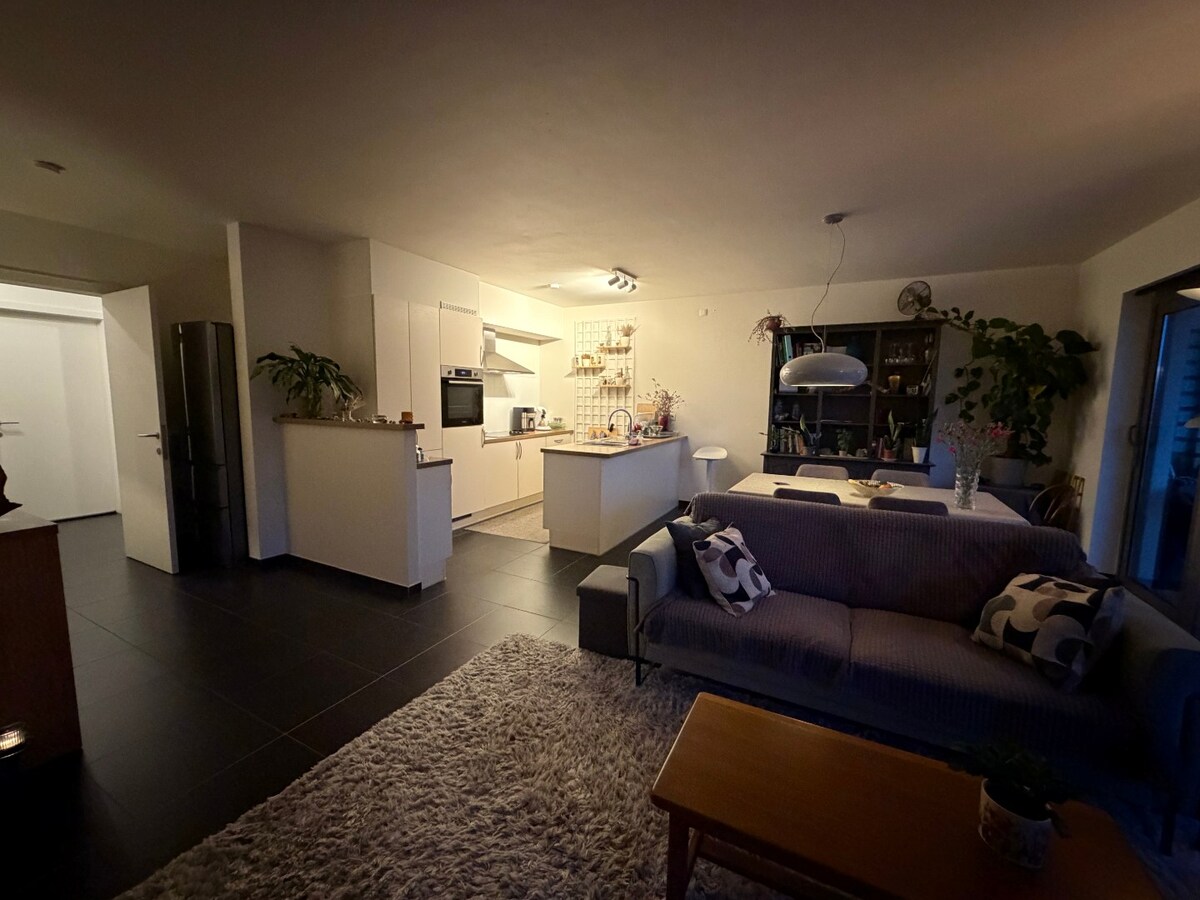 2-slpk-appartement mét ondergrondse staanplaats en berging 