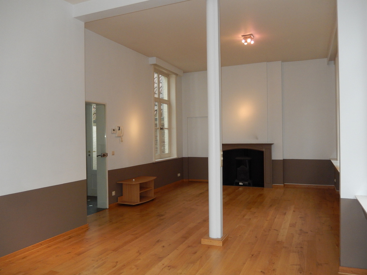 Ruim instapklaar duplexappartement in hartje Brugge 