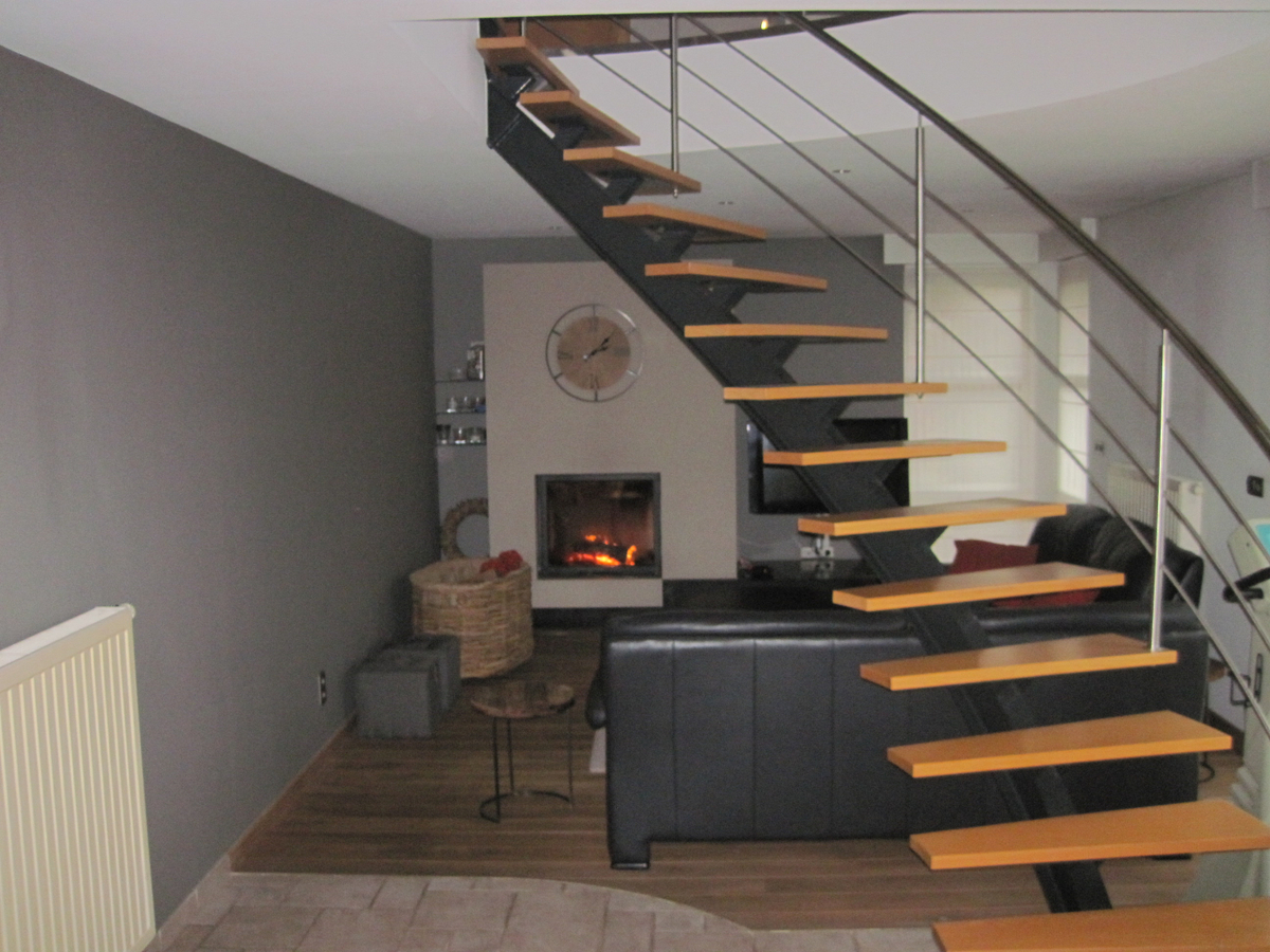 Eigentijdse villa met aangename tuin - rustig gelegen, én toch nabij N60 en E17. 