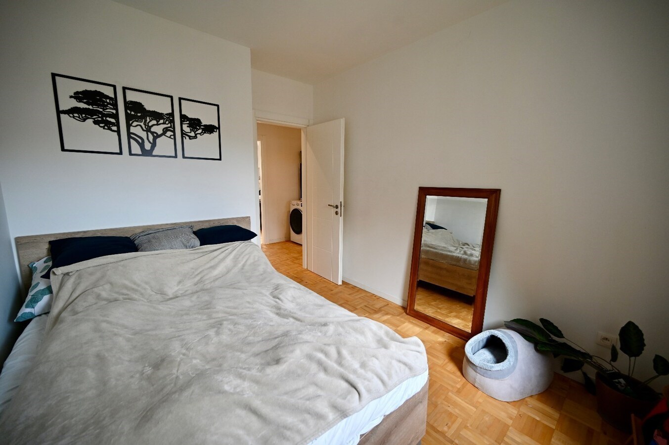 LICHTRIJK DAKAPPARTEMENT IN HARTJE OOSTENDE 