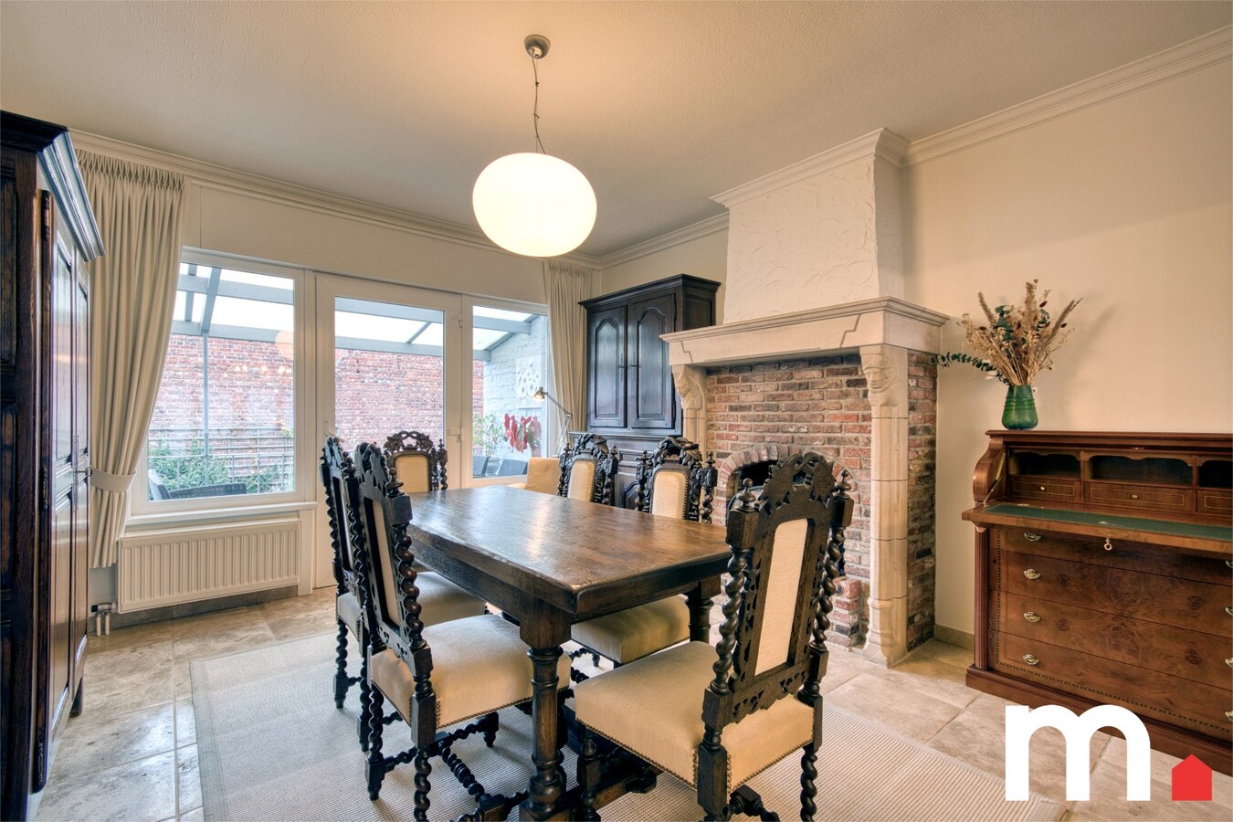 Instapklare woning met 4 slaapkamers te Izegem nabij het centrum! 