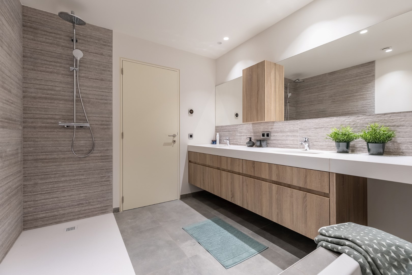 Appartement op de 10de verdieping van 127m² met twee slaapkamers 