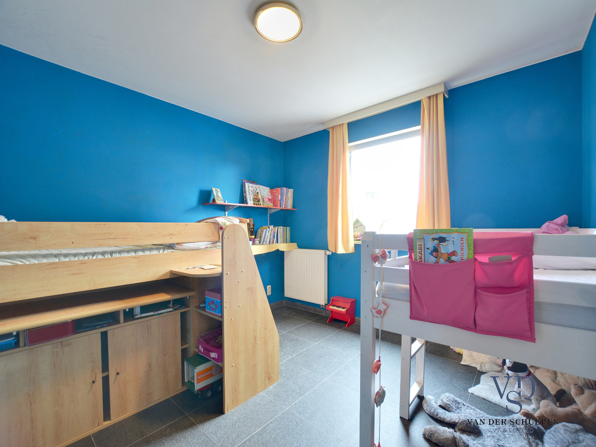 Energiezuinig 2 slp-appartement met terras én staanplaats ! 