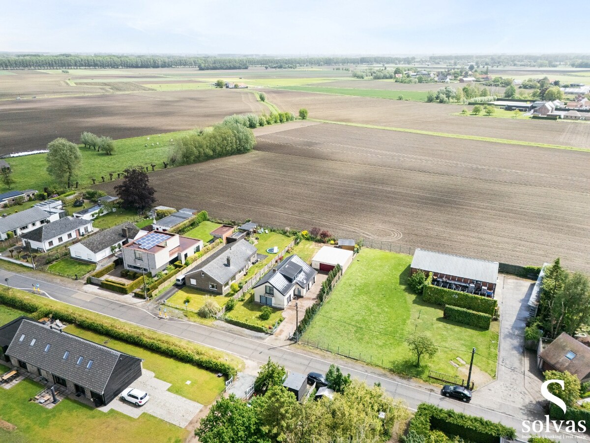 Vrijstaande woning met prachtig uitzicht in Oostwinkel! 