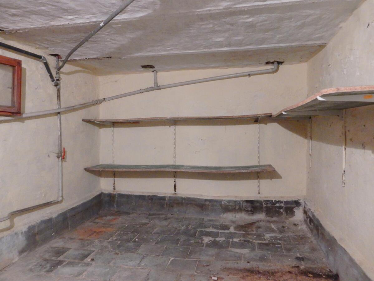 Te renoveren woning met landelijk uitzicht 