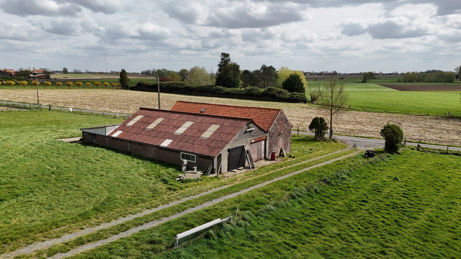 Alleenstaande woning met vergezichten te Zwevezele 