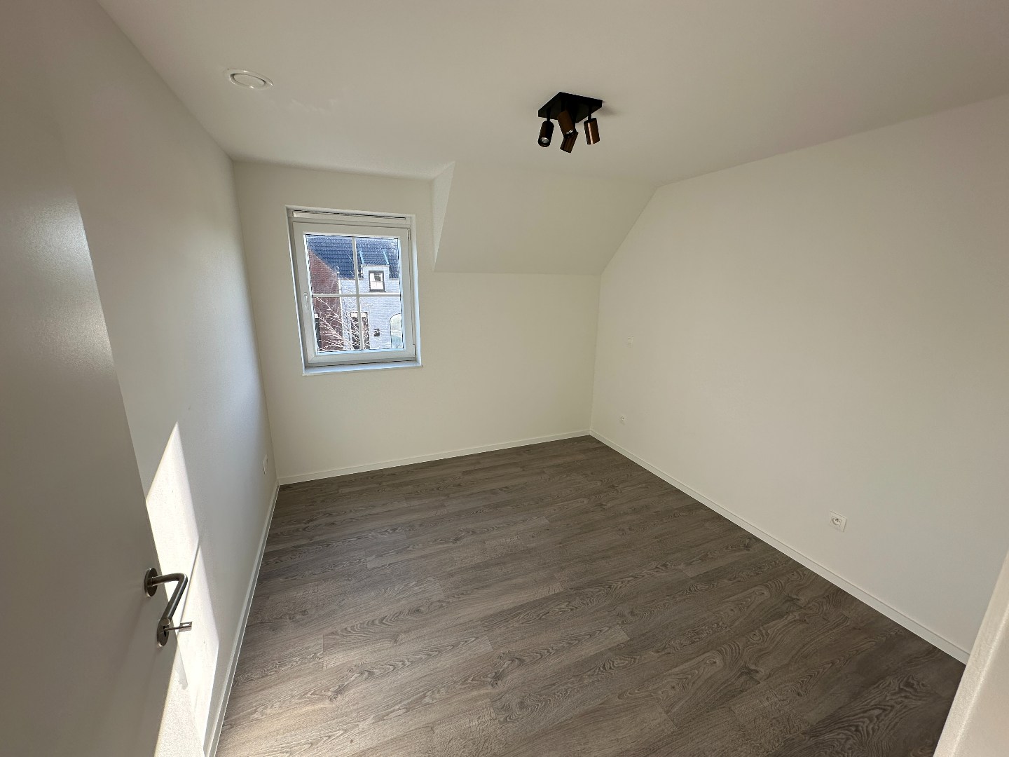 Prachtige instapklare nieuwbouwwoning, energiezuinig, Torhout. 