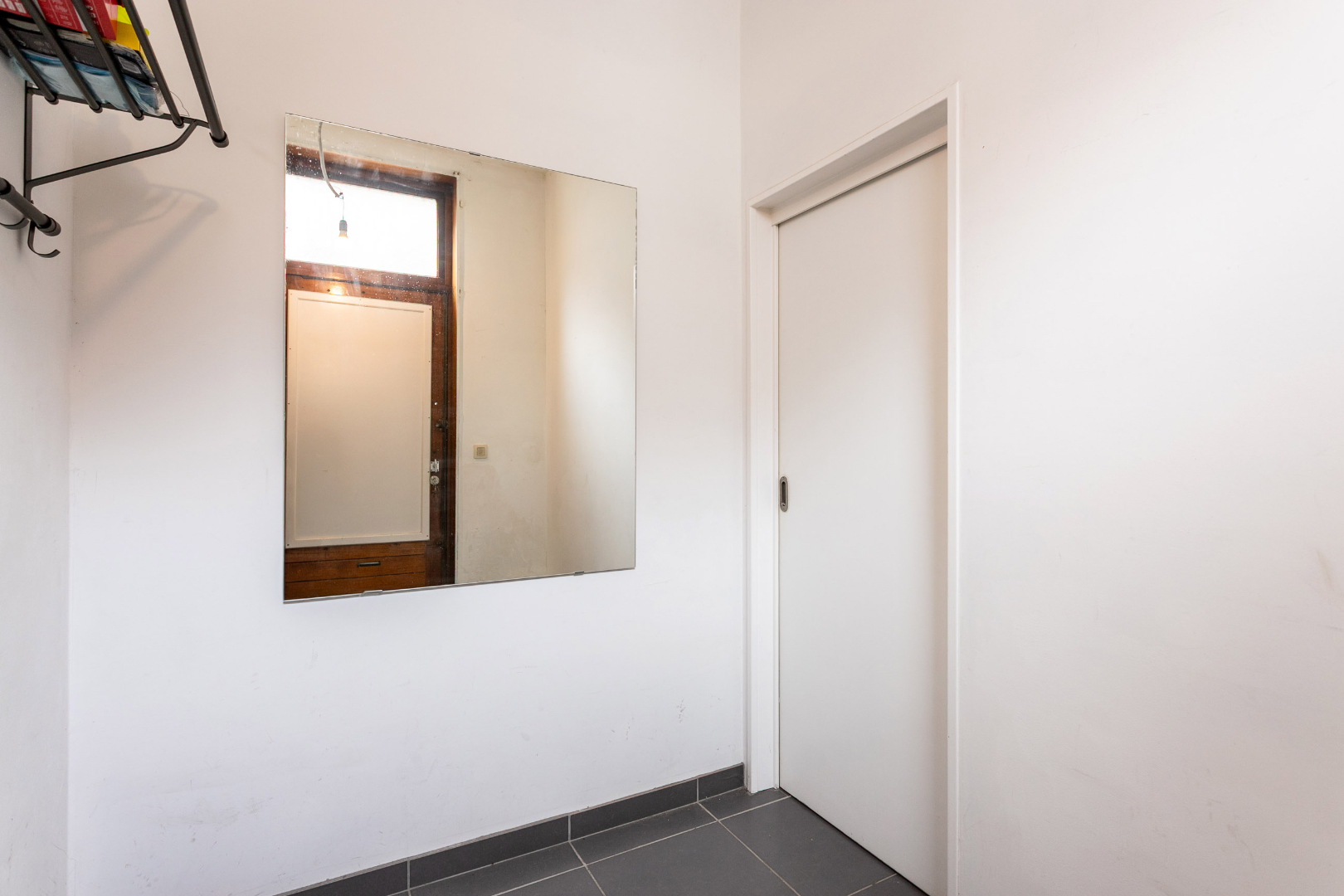 Instapklare woning (EPC B) met 3 slpk, 2 badk en terras te Halle (nabij station) 