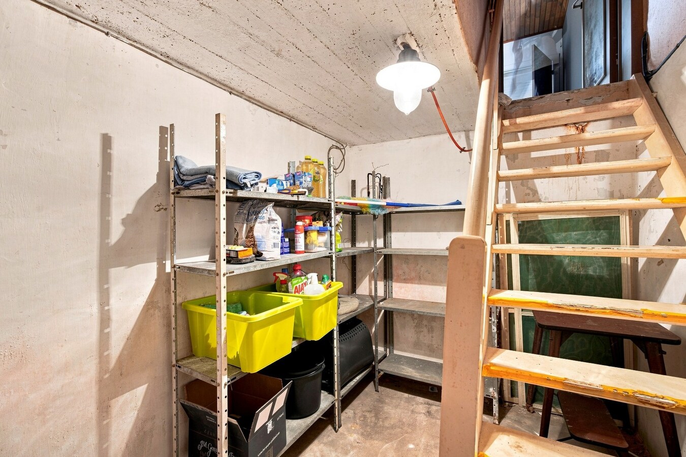 Charmante woning op rustige ligging nabij het centrum van Staden 🏡 