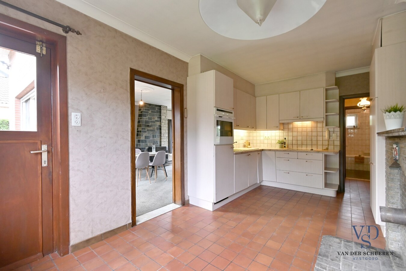 Ruime bungalowwoning met tuin en garage 