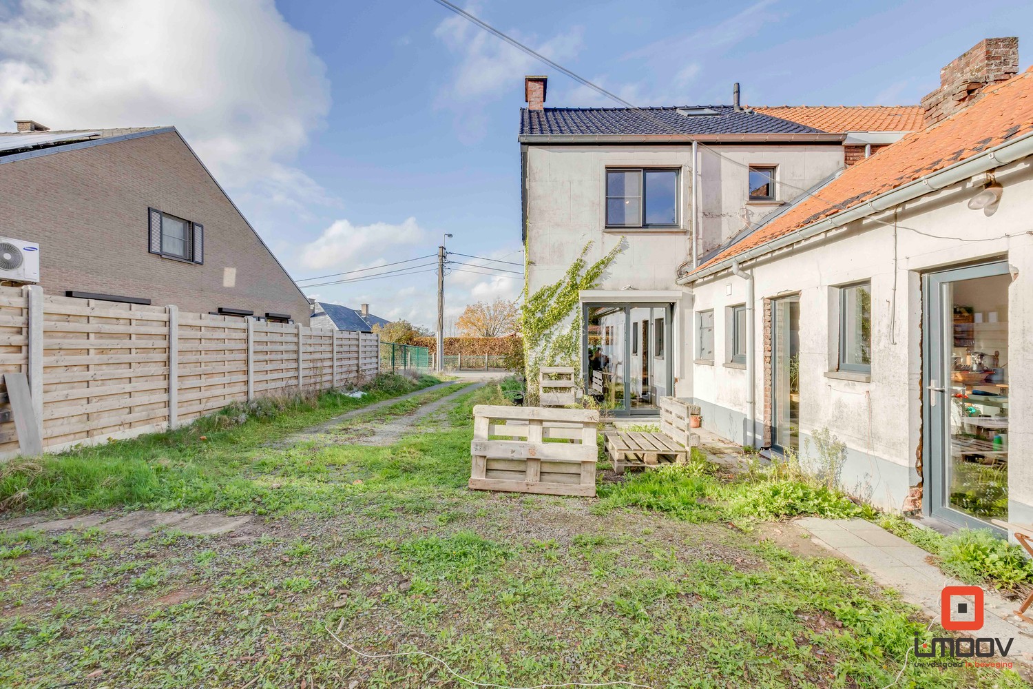 Lichtrijke woning gelegen te Balegem 