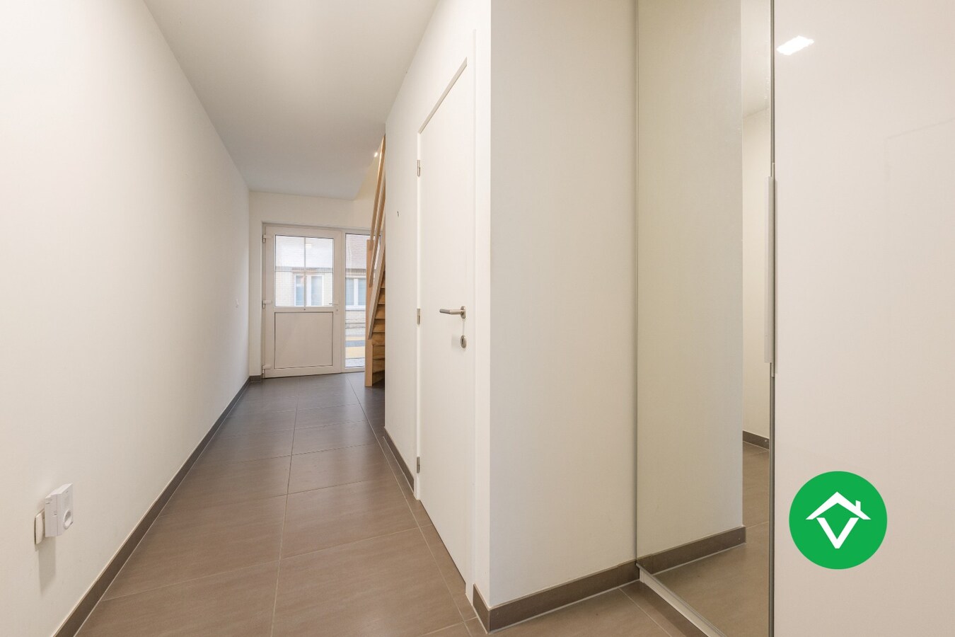 Instapklare energiezuinige woning (2018) met garage en tuin in Zevekote 