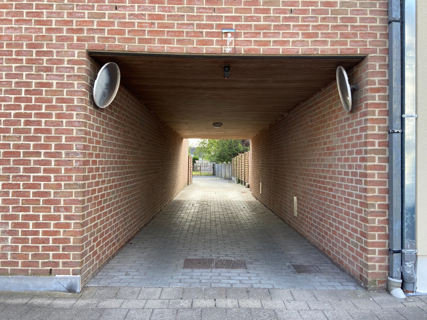 Instapklaar appartement met zonnig terras en 2 slaapkamers in hartje Vijve! 