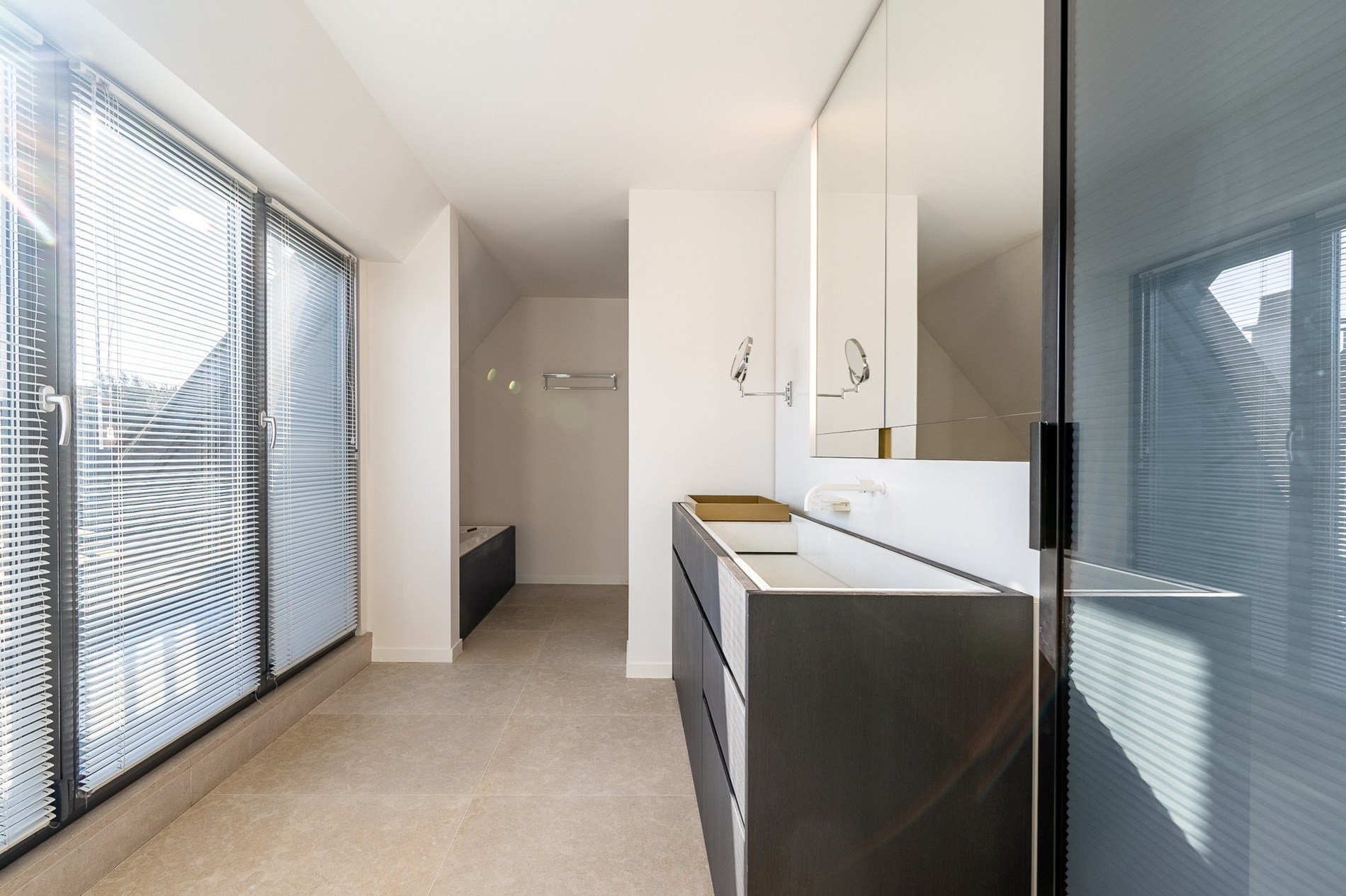 Prachtige en instapklare villa gelegen in een zijstraat van de Magere Schorre 