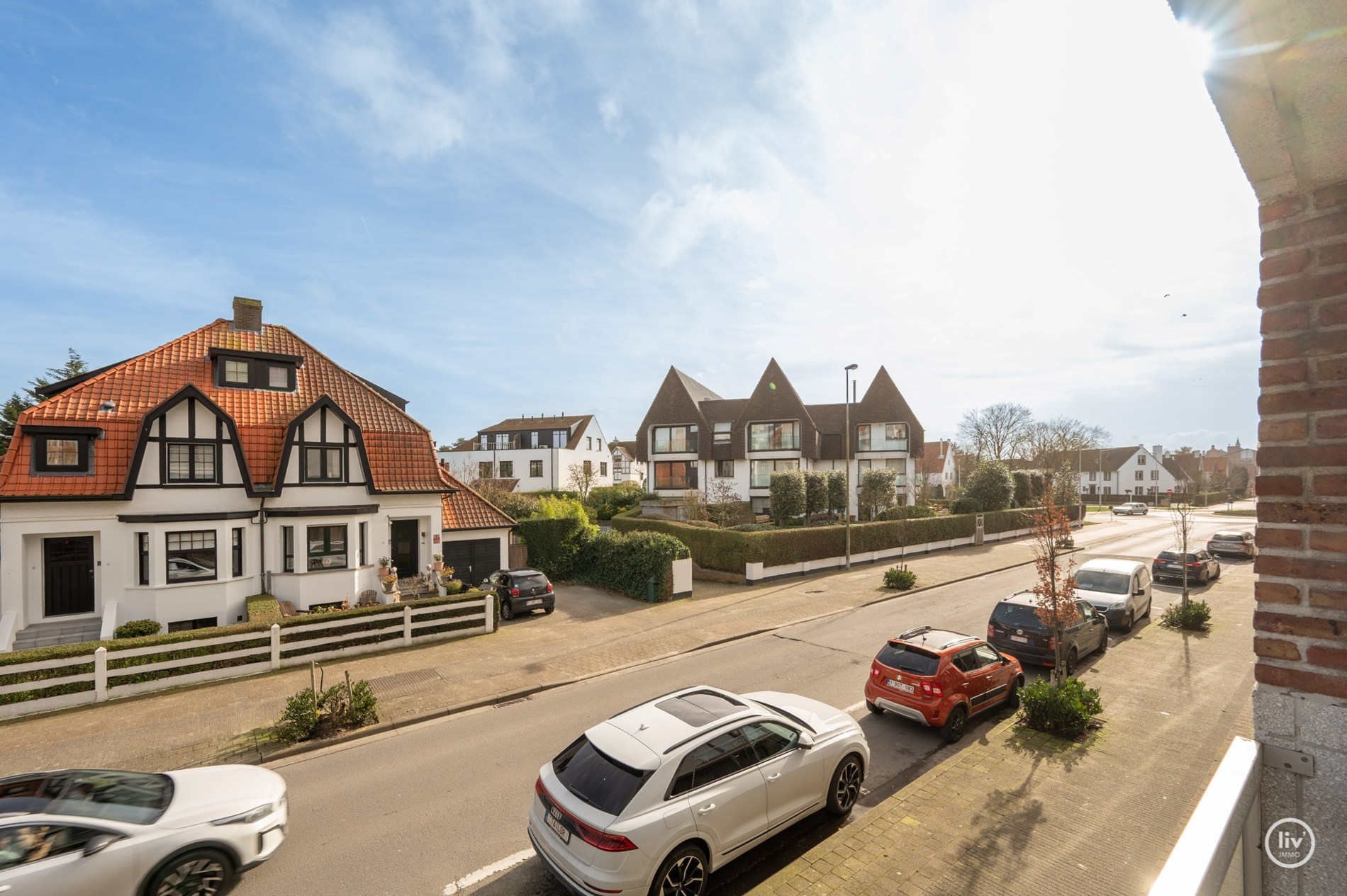 Lichtrijk 1-slaapkamerappartement op een aangename ligging vlakbij de Lippenslaan te Knokke. 