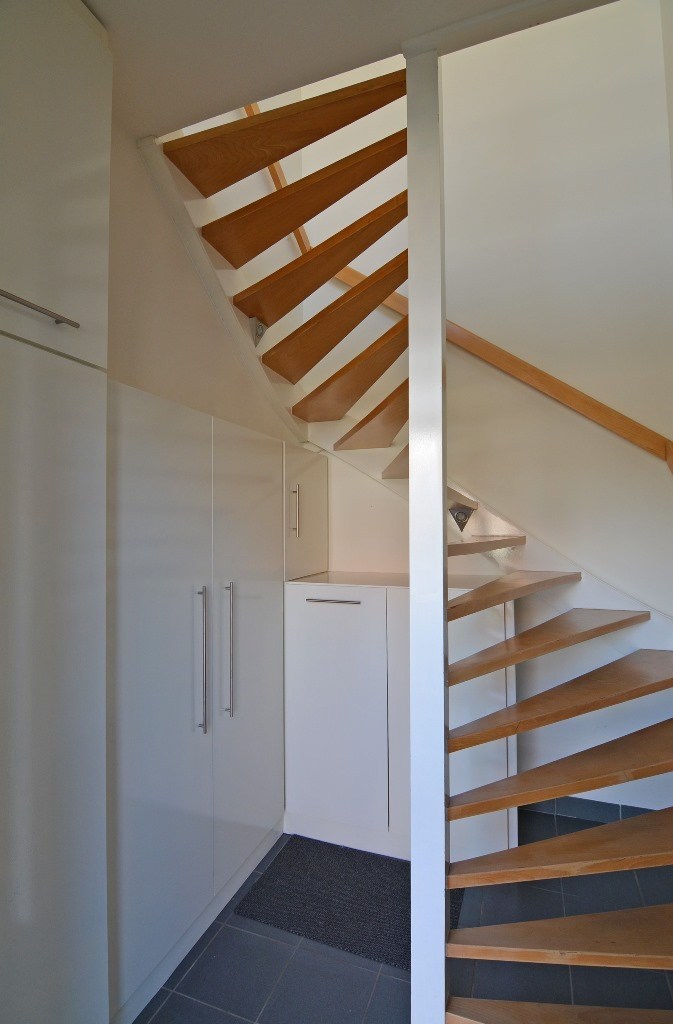 Modern appartement met 2 slpks en parking. 