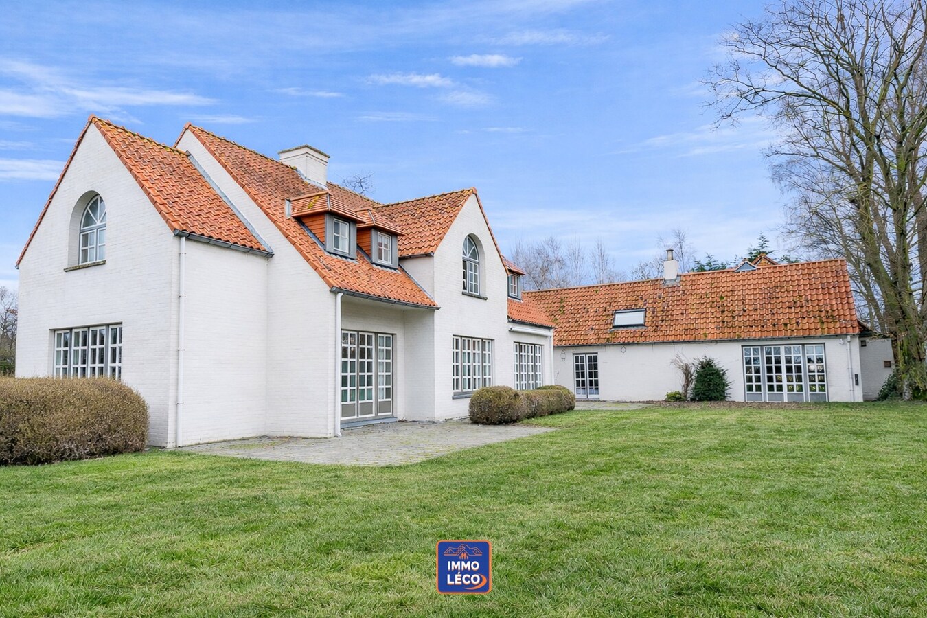 Propriété d'exception érigée sur 5592m², dans un environnement hyper prisé ! 