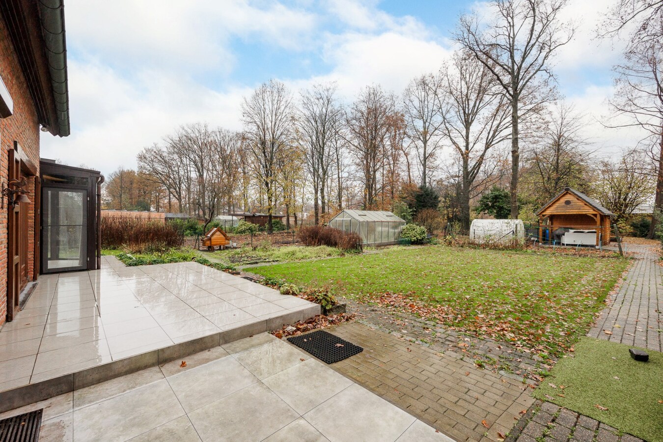 Mooi landhuis met perceel 1133 m² op toplocatie 