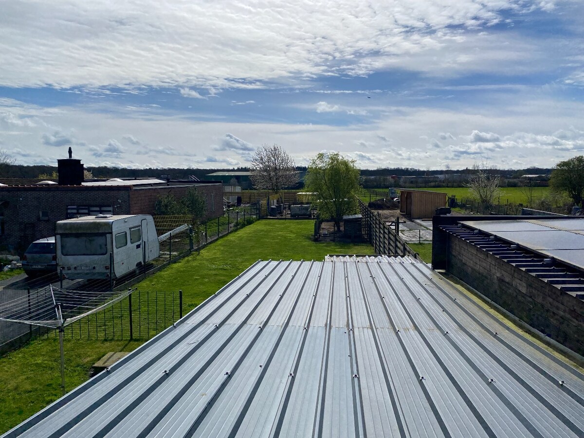 Uiterst ruime gezinswoning met onderhoudsvriendelijke zuidgerichte tuin 