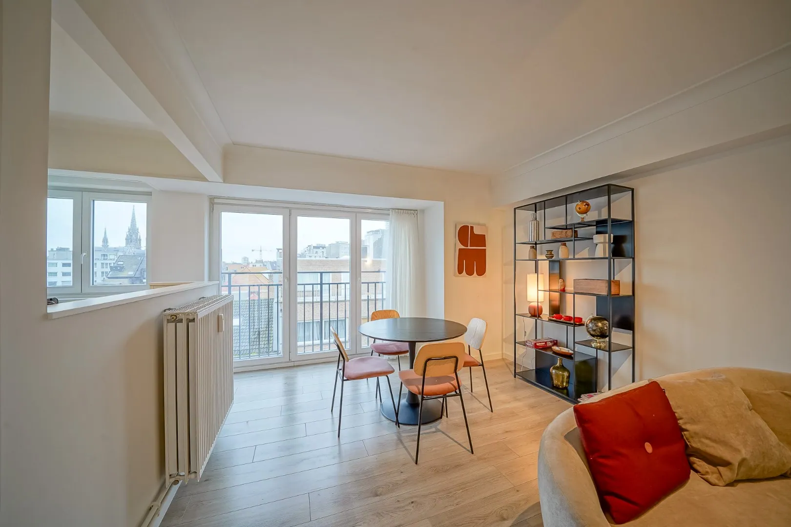 Instapklaar appartement met prachtig uitzicht in hartje Oostende