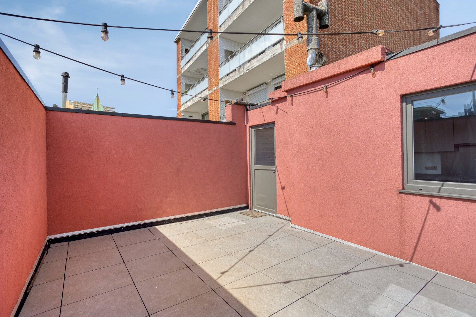 Centraal gelegen appartement met 2 slaapkamers en groot terras in Leuven 